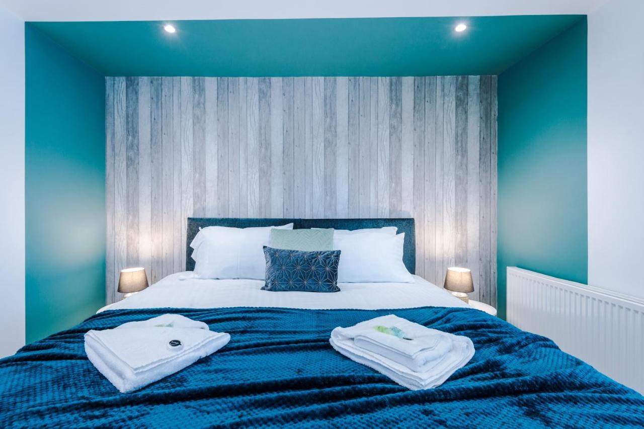 Rest & Recharge At The Station Apartments Manchester Exterior foto