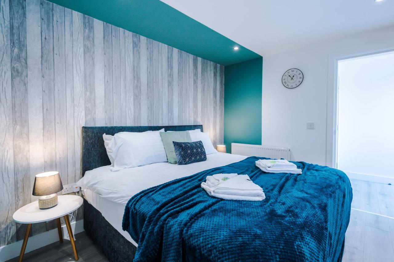 Rest & Recharge At The Station Apartments Manchester Exterior foto