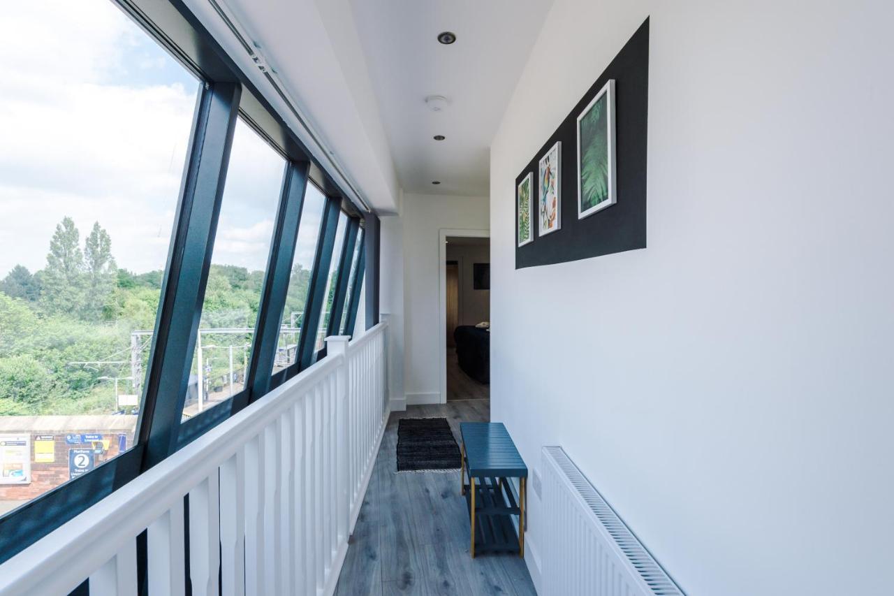 Rest & Recharge At The Station Apartments Manchester Exterior foto