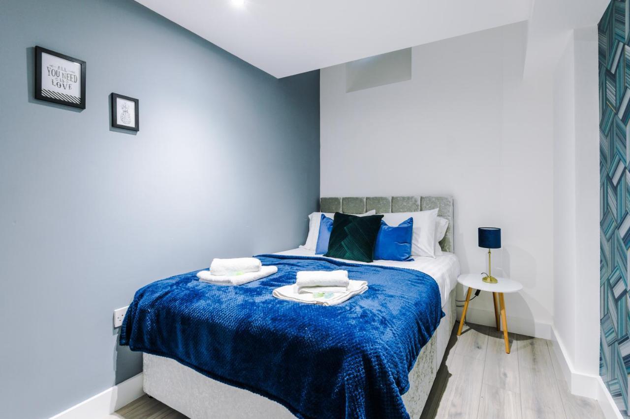 Rest & Recharge At The Station Apartments Manchester Exterior foto